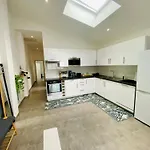 Maison Arkea Arena, Climatisee Avec Menage, Draps Et Serviettes Inclus Apartman